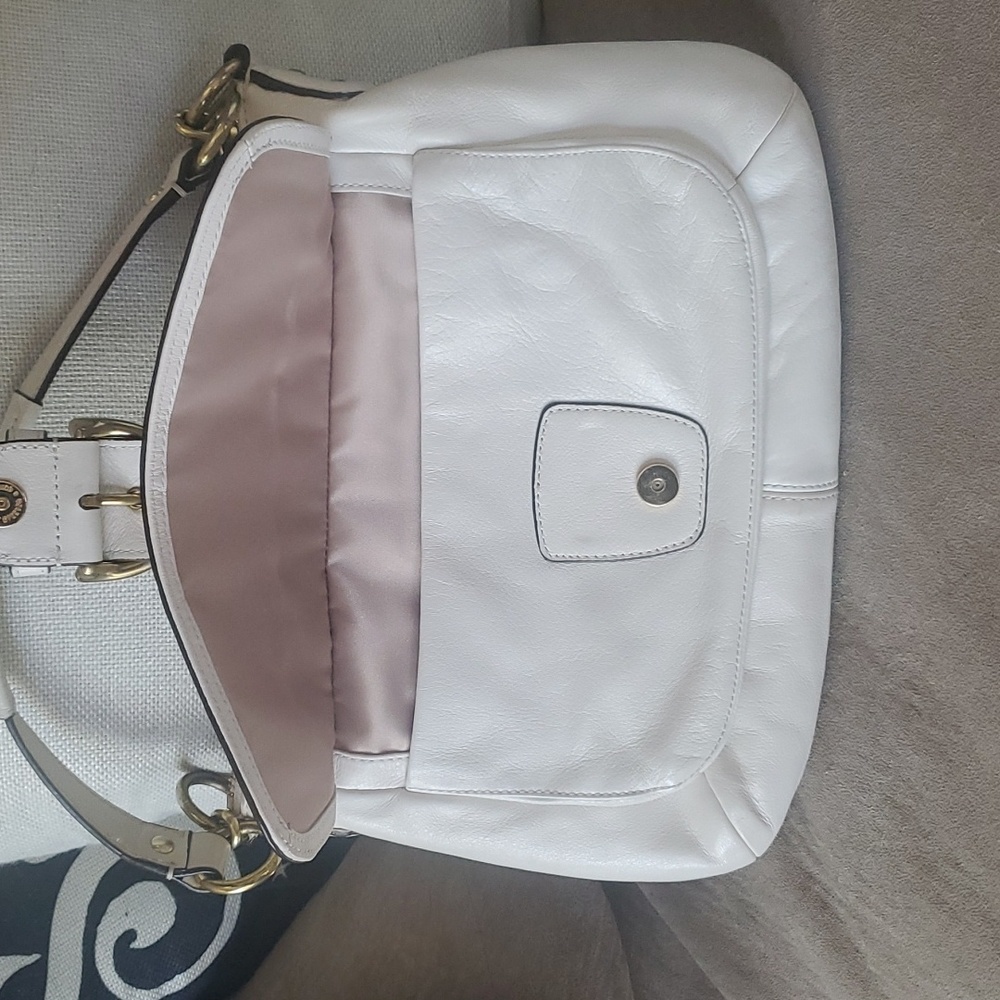 Coach purse - Picture 3 of 8
